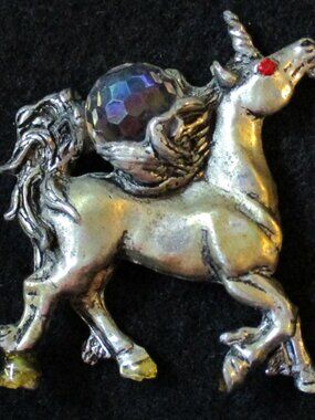 Beautiful Miniature mystical Unicorn with iridescent stone -pewter very detailed